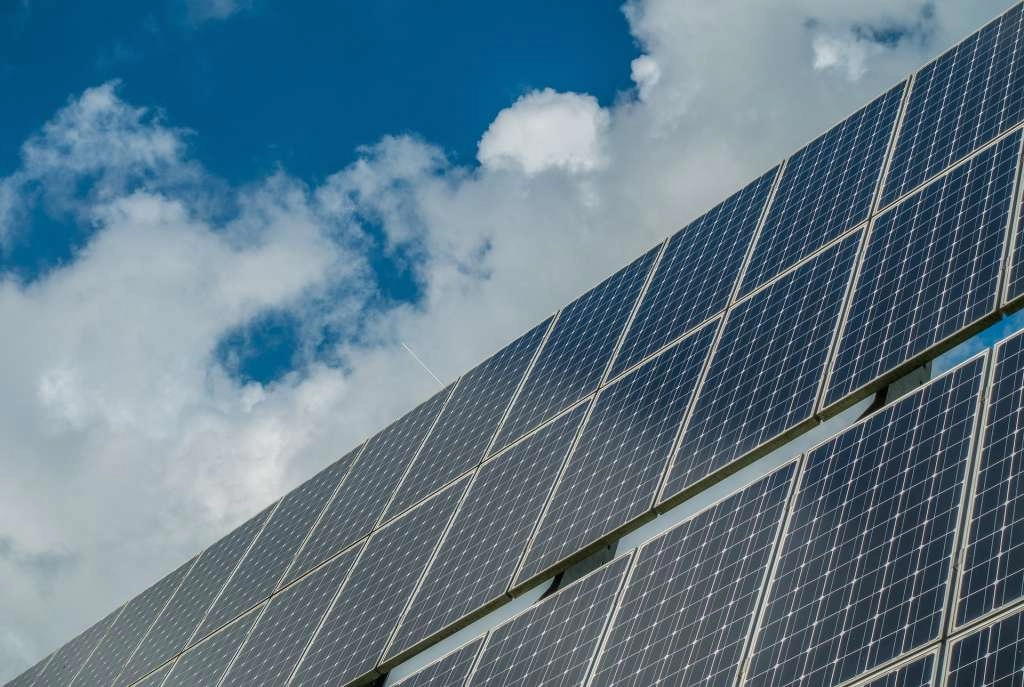 Energoinvest potpisao milionski ugovor o isporuci opreme za solarne elektrane